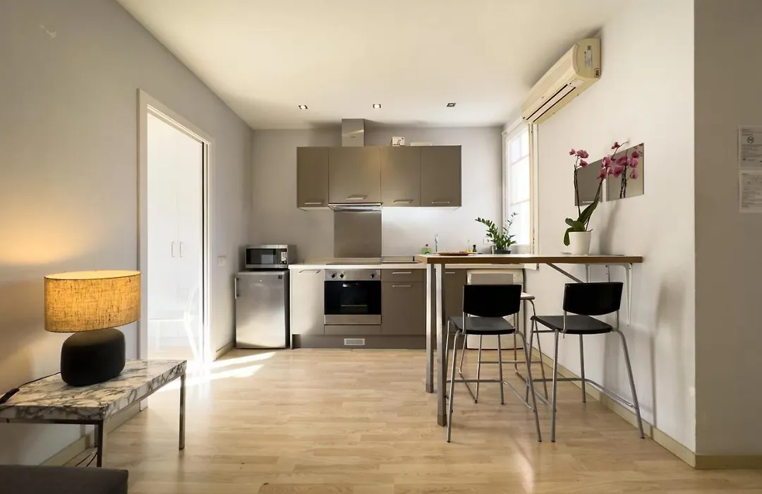 Aparteasy - Gracia Apartments-1